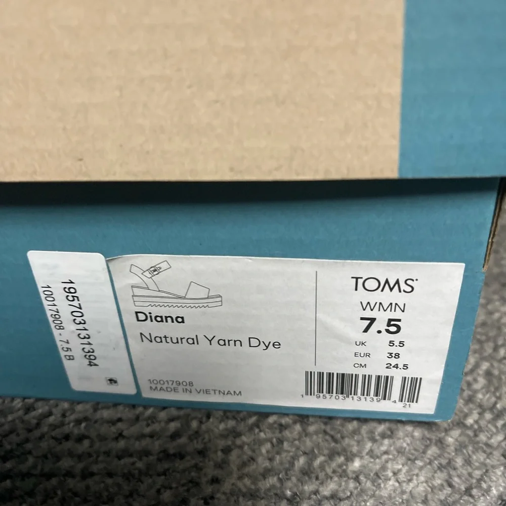 Women's TOMS cream Sandals